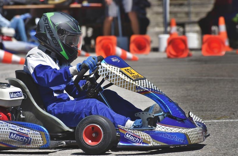 Découvrez le meilleur du karting indoor et outdoor à Lyon en 2026 !